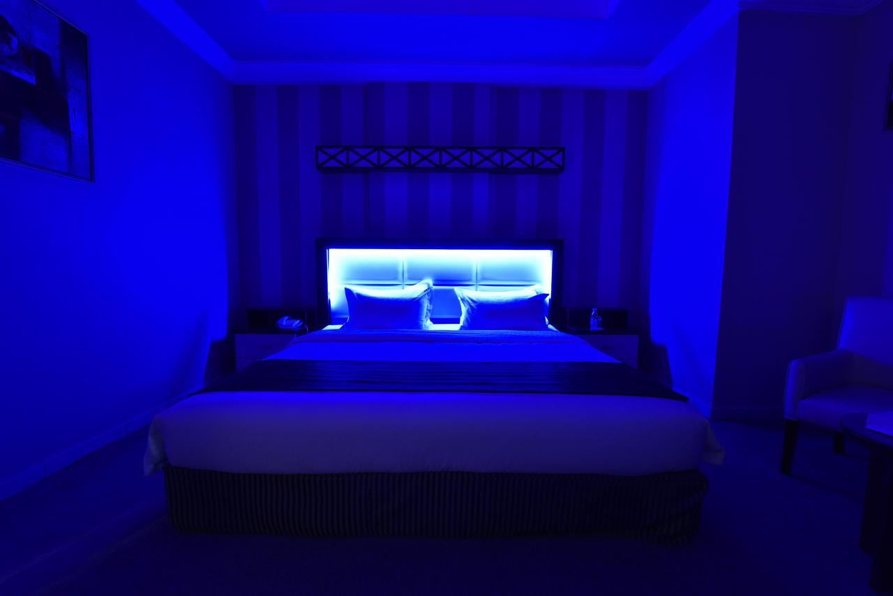 Blue Night Hotel Djedda Buitenkant foto