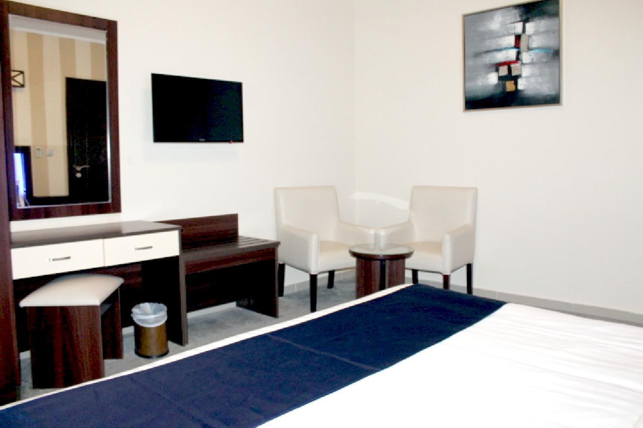 Blue Night Hotel Djedda Buitenkant foto